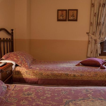 Tardelcuende La Casa Del Maestroゲストハウス エクステリア 写真